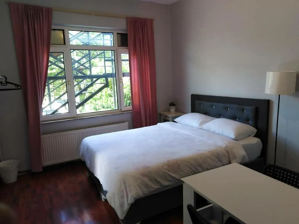 Razi Turizm Apartment Istanbul