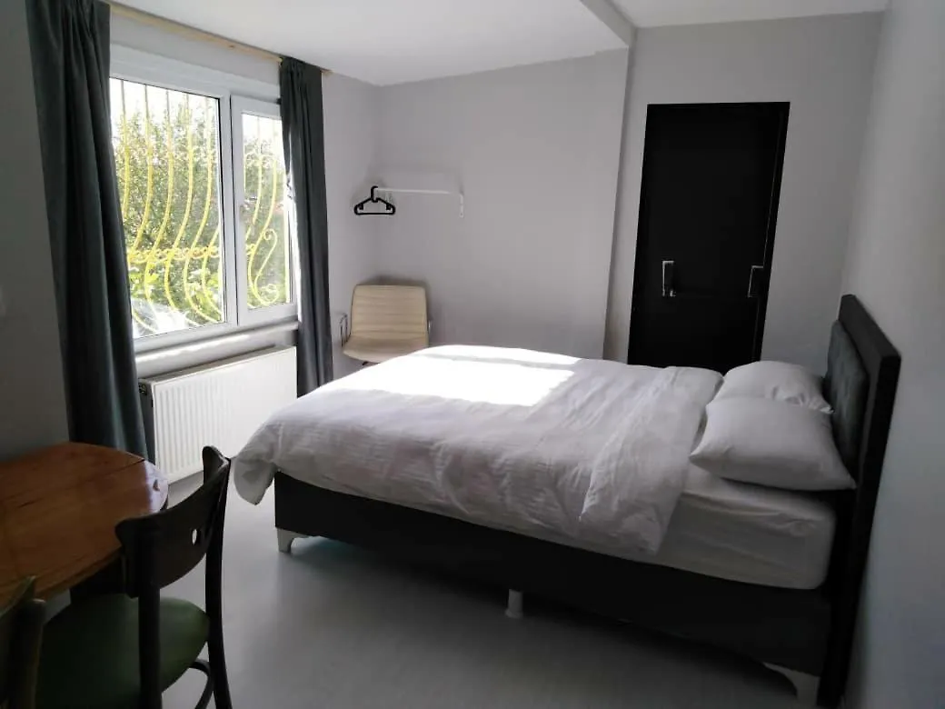 Razi Turizm Apartment Istanbul