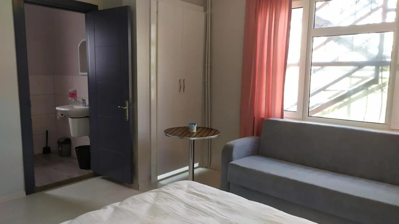 Razi Turizm Apartment Istanbul